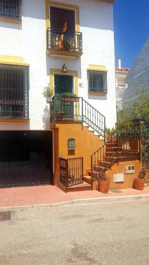 Excelente habitación en bonita y tranquila casa en Benalmadena pueblo Benalmádena Exterior foto